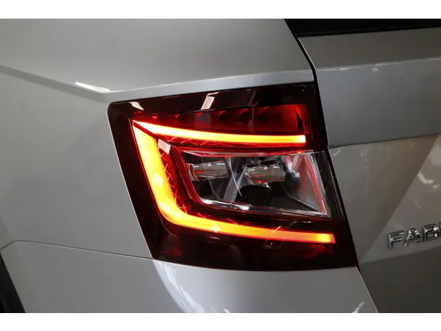 Škoda Fabia Combi 1.0 TSI Sport Business 2020 Benzine 11