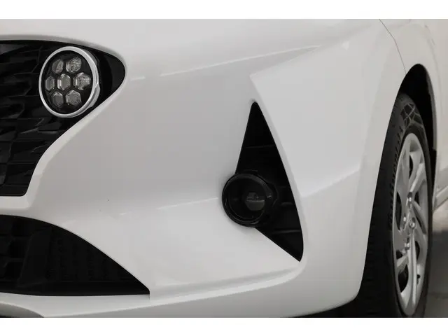 Hyundai i10 1.0 Comfort 2023 Benzine 28