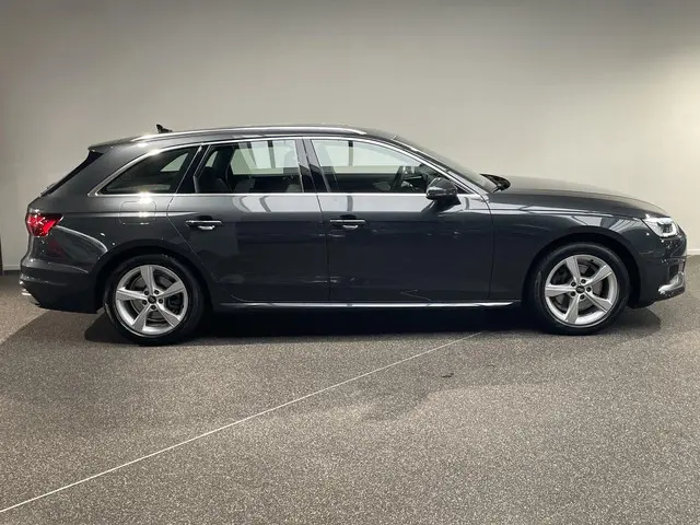 Audi A4 Avant 35 TFSI Advanced Edition 2023 Benzine 15