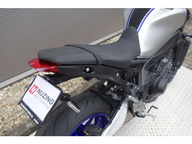 Yamaha MT 09 SP 2022 Benzine 12