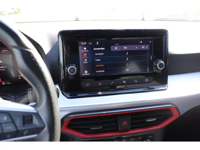 SEAT Arona 1.0 TSI FR Business Connect 2023 Benzine 7
