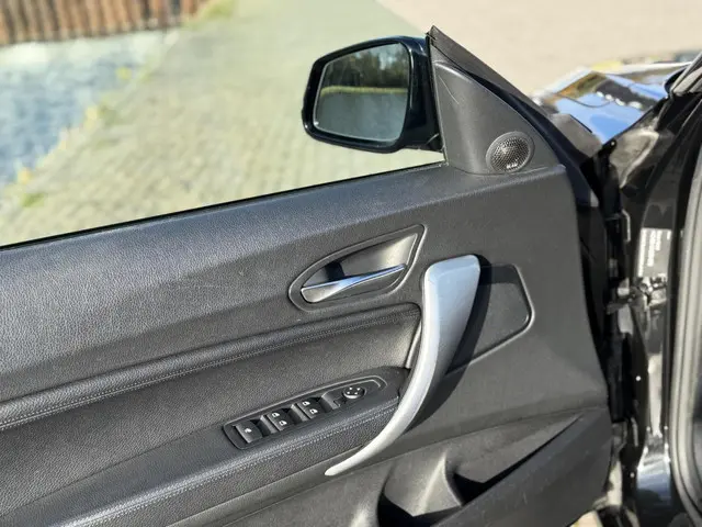 BMW 2 Serie Cabrio 218i M Sport 2016 Benzine 6