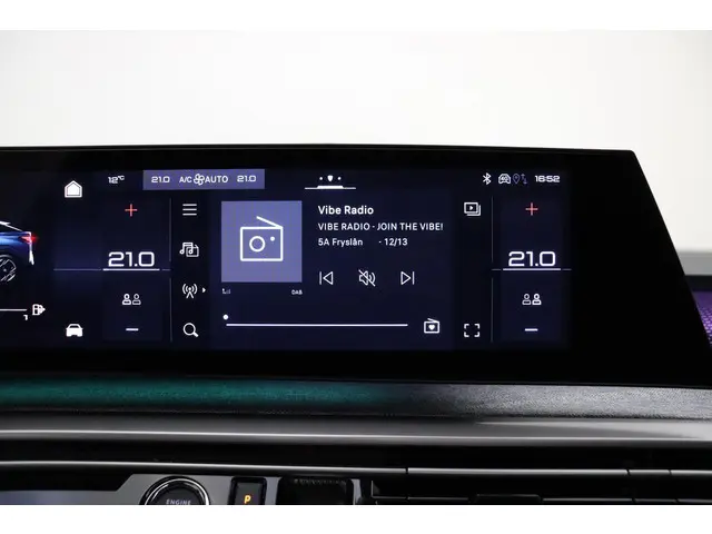 Peugeot 3008 1.2 Hybrid GT 2025 Hybride Benzine 30