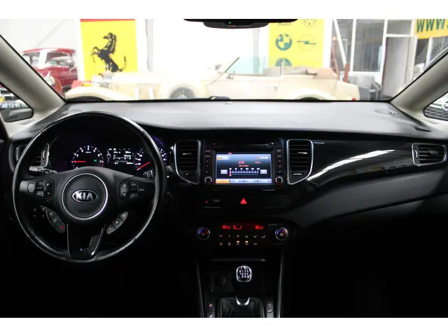 Kia Carens 1.6 GDi Premium Pack 2013 Benzine 10