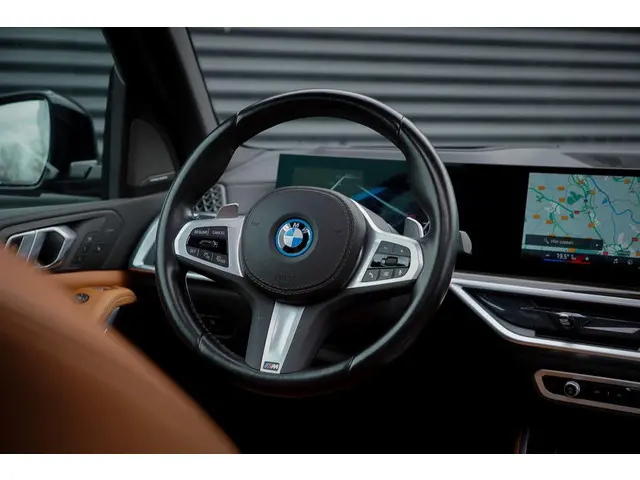 BMW X5 xDrive50e M-Sport 2023 Hybride Benzine 60