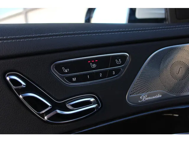 Mercedes-Benz S-Klasse 500 Lang 2014 Benzine 34