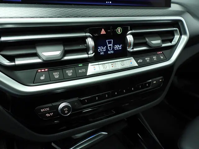 BMW iX3 High Executive 80 kWh 2022 Elektrisch 14