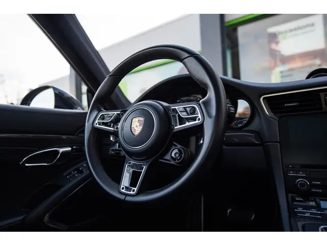 Porsche 911 3.8 Turbo S 2016 Benzine 20
