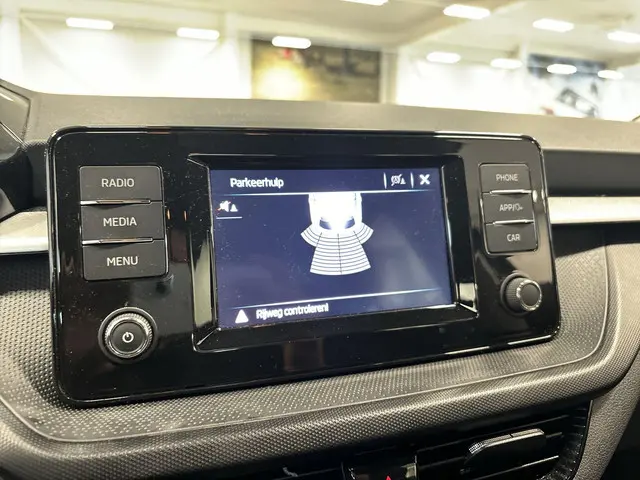 Škoda Fabia 1.0 Tsi 95pk Ambition 2023 Benzine 8
