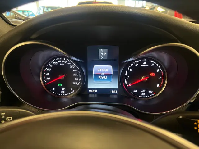 Mercedes-Benz GLC 250 4MATIC Edition 1 2015 Benzine 20