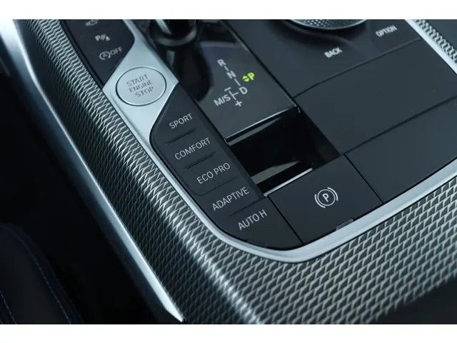 BMW 2 Serie Coupé M240i xDrive 2022 Benzine 19