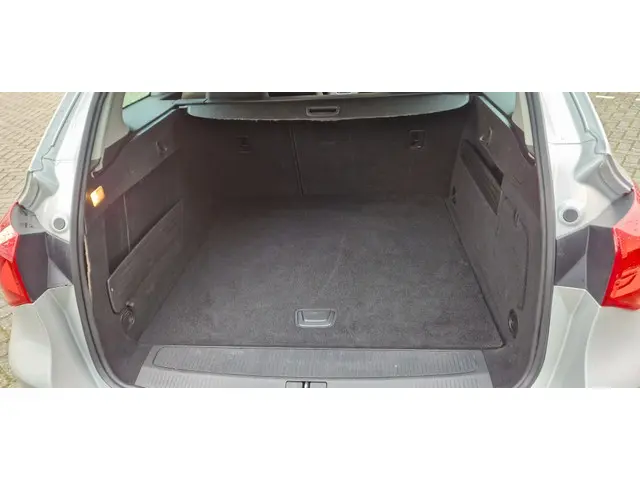 Opel Astra Sports Tourer 1.4 Turbo Bns + 2015 Benzine 6