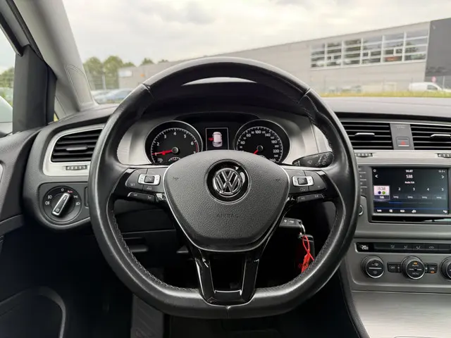 Volkswagen Golf 1.0 TSI Connected Series 2017 Benzine 17