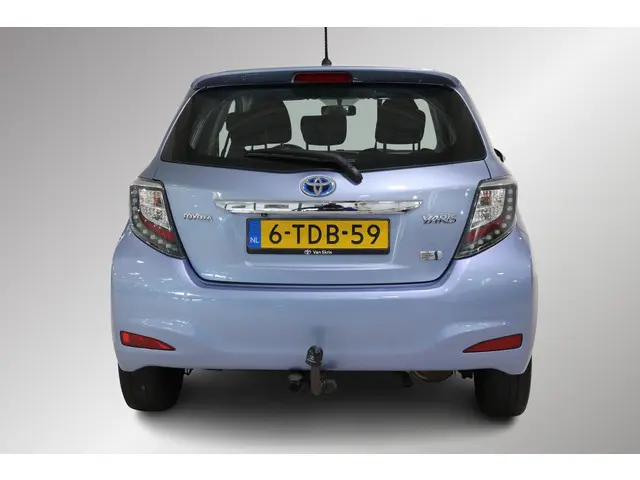 Toyota Yaris 1.5 Hybrid Aspiration, 2014 Hybride Benzine 4