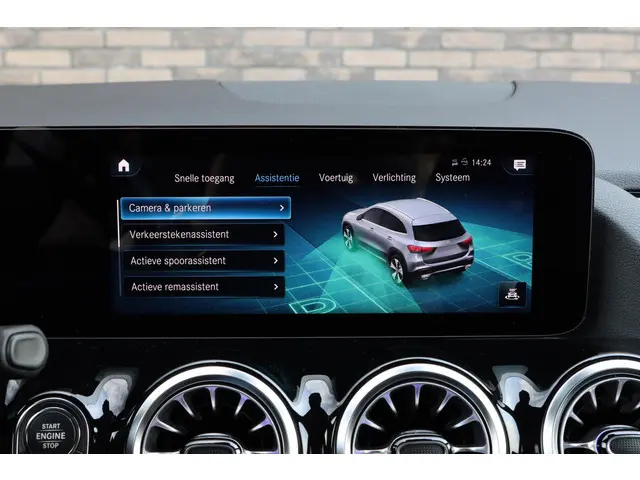 Mercedes-Benz GLA 250 e Style 2022 Hybride Benzine 56