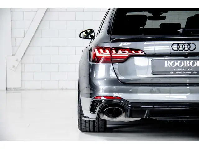 Audi RS4 Urban 2021 Benzine 10