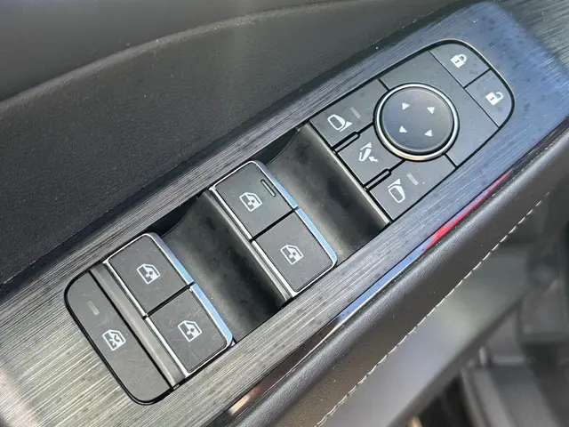 Nissan QASHQAI MHEV 158 Xtronic Tekna 2023 Benzine 52