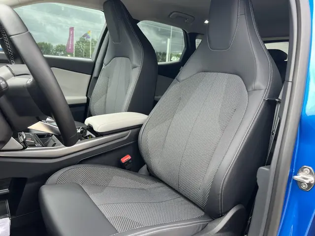 Ford Explorer Extended Range RWD 77 kWh 2025 Elektrisch 22
