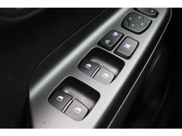 Hyundai Kona 1.0T Comfort 2017 Benzine 28