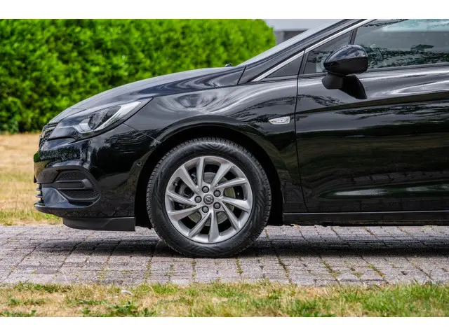 Opel Astra 1.2 Elegance 55.980 km +NAP NL-auto 2020 Benzine 7