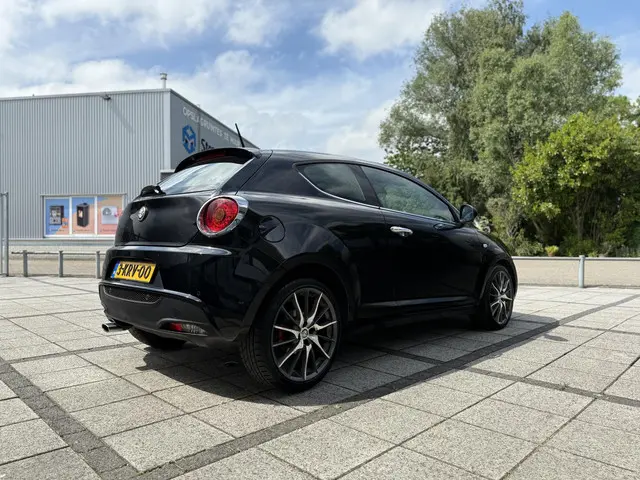 Alfa Romeo MiTo 1.3 JTDm ECO Distinctive 2013 Diesel 6
