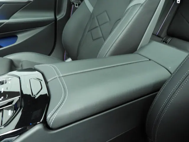 BMW i5 Sedan M60 xDrive 84 kWh 2025 Elektrisch 30