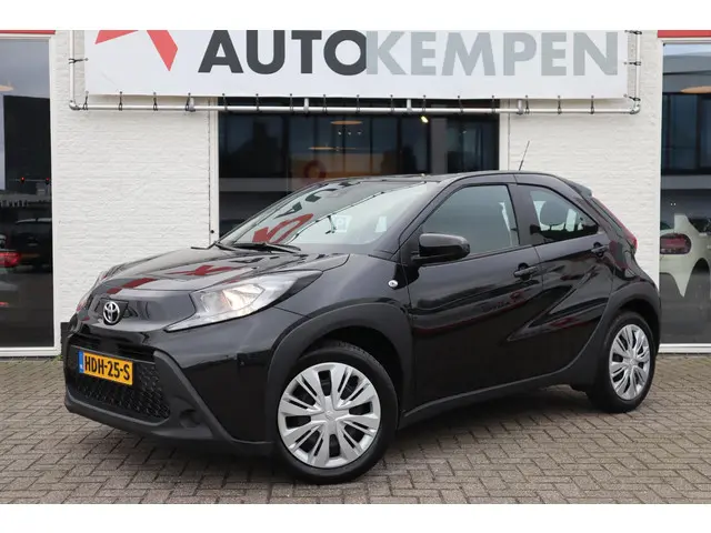Toyota Aygo X 1.0 VVT-i S-CVT PLAY 2023 Benzine 4