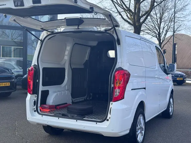 BYD ETP3 Standard 45 kWh 2023 Elektrisch 9