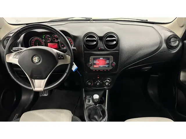 Alfa Romeo MiTo 0.9 TwinAir SBK AIRCO LM. 2013 Benzine 3