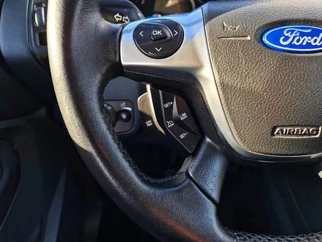 Ford C-MAX 1.6 TDCi Trend 2013 Diesel 18