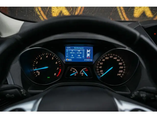 Ford Kuga Ford Kuga 2014 Benzine 20