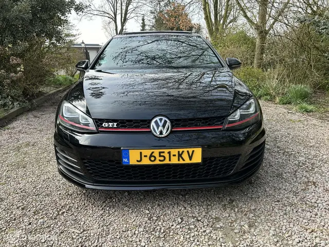 Volkswagen Golf 2.0 TSI GTI Aut. Pano.Dak. 2016 Benzine 2