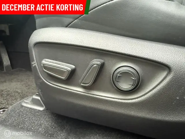 Toyota RAV4 2.5 Hybrid Bi-Tone 2022 Hybride Benzine 18