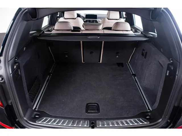 BMW X3 xDrive20i High Executive Edition 2020 Benzine 51