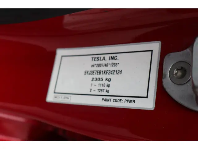 Tesla Model 3 Long Range AWD 75 kWh 2019 Elektrisch 18