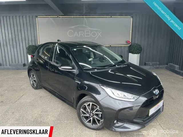 Toyota Yaris 1.5 Hybrid Style 2021 Hybride Benzine 8