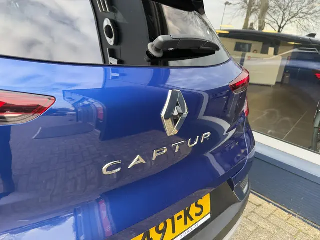 Renault Captur 1.3 TCe 140 PK Intens 2022 Benzine 29