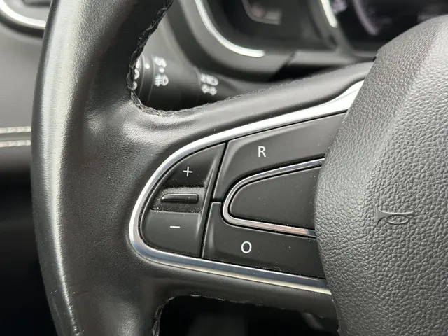 Renault Scénic TCe 130 Intens 2021 Benzine 19