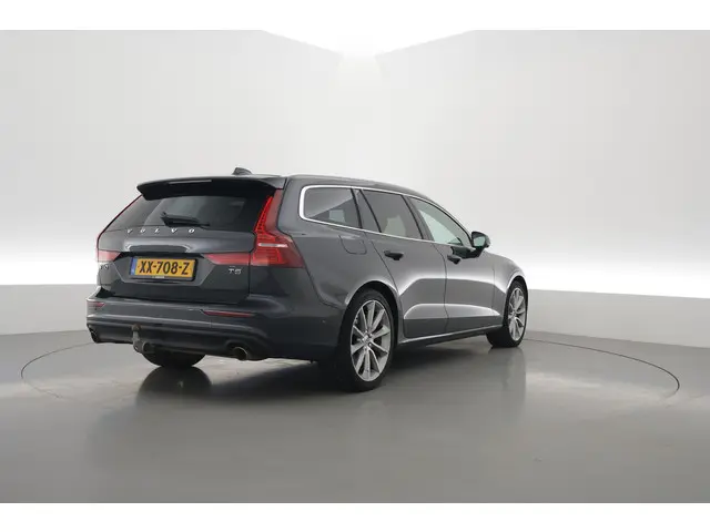 Volvo V60 2