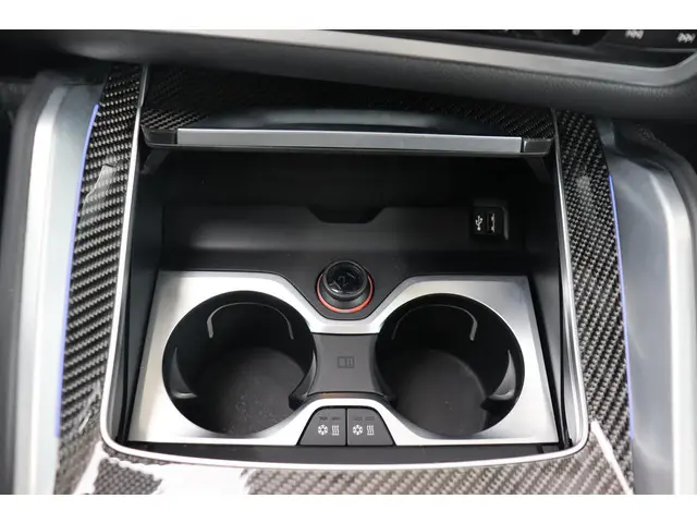 BMW X6 M50i High Executive 2021 Benzine 34
