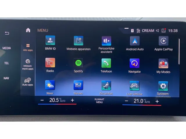 BMW X1 sDrive18i 2023 Benzine 14