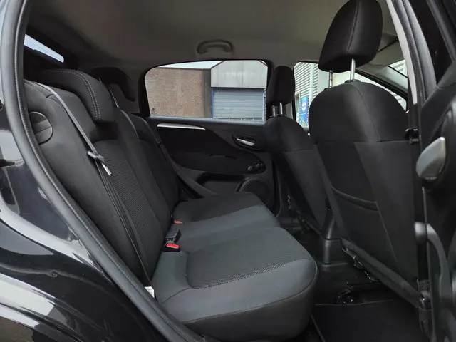 Fiat Punto Evo 0.9 TwinAir 2013 Benzine 19