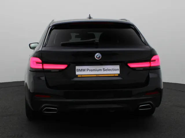 BMW 5 Serie Touring 530e 2023 Hybride Benzine 5