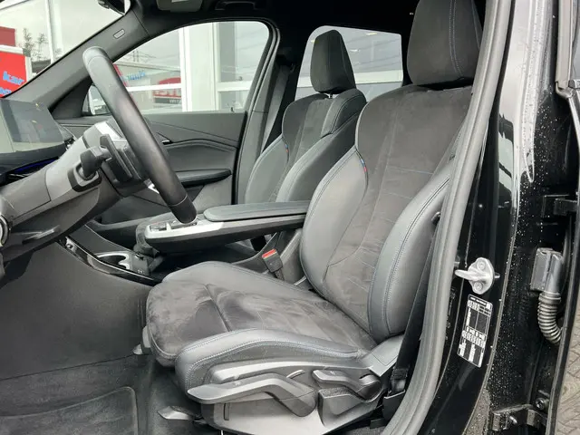 BMW X1 sDrive18i|M-Sport|PANO|HEAD-UP|LED|18"| 2023 Benzine 5