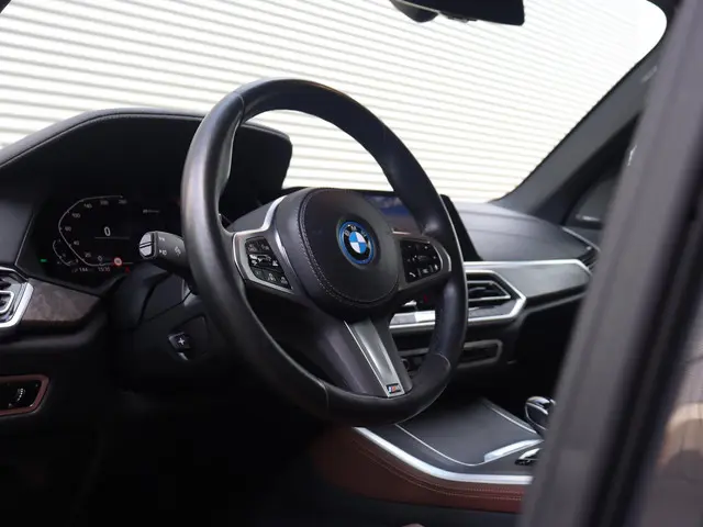BMW X5 xDrive45e 2022 Hybride Benzine 15