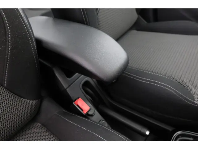 Citroën C3 1.2 VTi Collection 2014 Benzine 19
