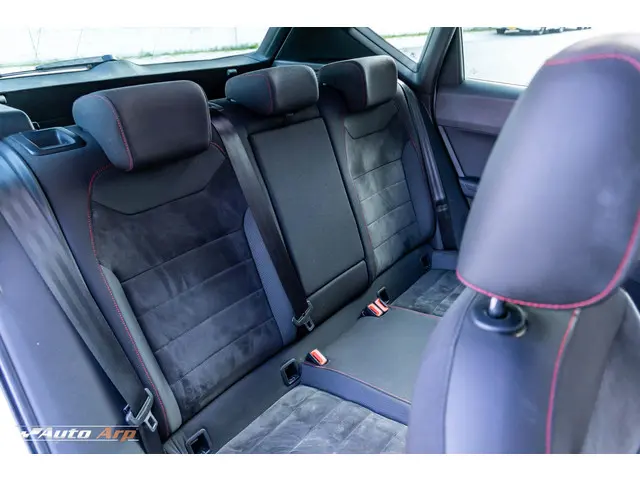 SEAT Ateca 1.4 EcoTSI FR 2018 Benzine 27