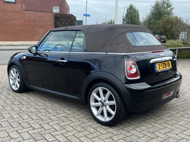 MINI Cooper Cabrio Mini 1.6 Highgate 2014 Benzine 40