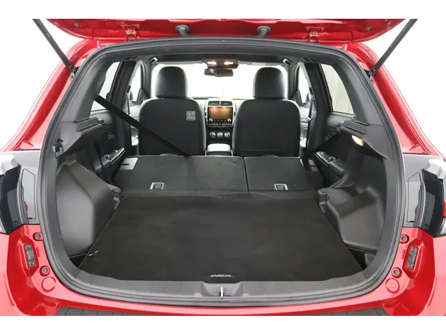 Mitsubishi ASX 2.0 Intense 2019 Benzine 31