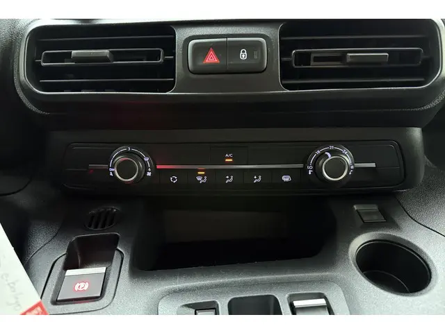 Citroën ë-Berlingo 136 L1 50 kWh 2023 Elektrisch 24